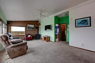 89048 W Campbell Dr, Christmas Valley, OR 97641 - Photo 23