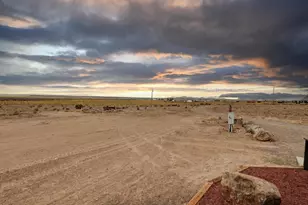 89048 W Campbell Dr, Christmas Valley, OR 97641 - Photo 7