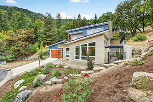 683 Ashland Creek Dr, Ashland, OR 97520 - Photo 5