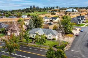 375 Robert Trent Jones Blvd, Eagle Point, OR 97524 - Photo 27