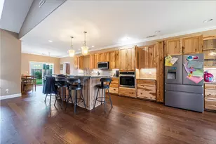 375 Robert Trent Jones Blvd, Eagle Point, OR 97524 - Photo 3