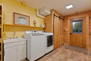 19434 River Woods Dr, Bend, OR 97702 - Photo 29