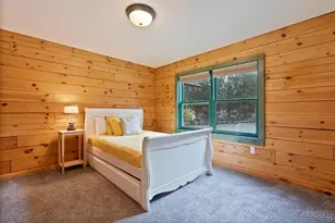 19434 River Woods Dr, Bend, OR 97702 - Photo 39