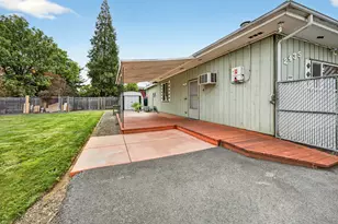 2435 Stearns Way, Medford, OR 97501 - Photo 45