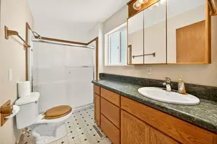 2435 Stearns Way, Medford, OR 97501 - Photo 35