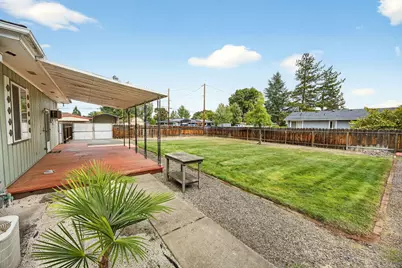 2435 Stearns Way, Medford, OR 97501 - Photo 49