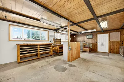 2435 Stearns Way, Medford, OR 97501 - Photo 15