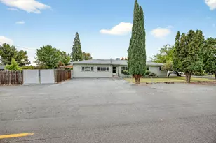 2435 Stearns Way, Medford, OR 97501 - Photo 43