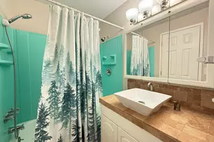 1042 Merryman Dr, Klamath Falls, OR 97603 - Photo 13