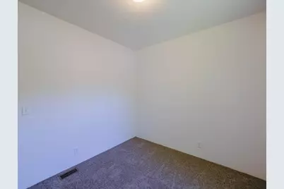 1201 SW 28th Street #24, Redmond, OR 97756 - Photo 35