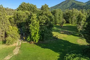 11609 Hwy 238, Jacksonville, OR 97530 - Photo 51