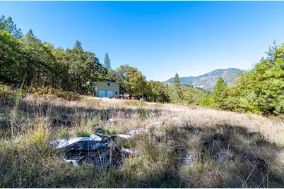 379 Savage Creek Road, Grants Pass, OR 97527 - Photo 19