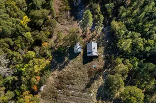 379 Savage Creek Rd, Grants Pass, OR 97527 - Photo 13