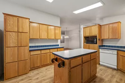 22604 Horseshoe Way, Klamath Falls, OR 97601 - Photo 11