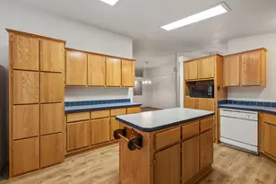 22604 Horseshoe Way, Klamath Falls, OR 97601 - Photo 11