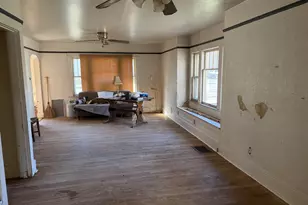 1443 Oregon Ave, Klamath Falls, OR 97601 - Photo 3