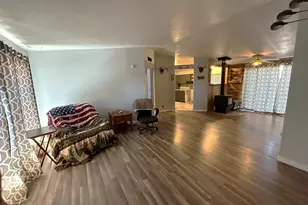 4445 Southside, Klamath Falls, OR 97603 - Photo 3