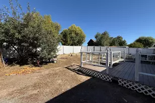 4445 Southside, Klamath Falls, OR 97603 - Photo 35