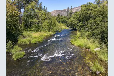 11677 Hwy 238, Jacksonville, OR 97530 - Photo 27