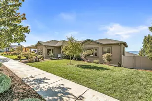 1835 Plateau Dr, Medford, OR 97504 - Photo 57