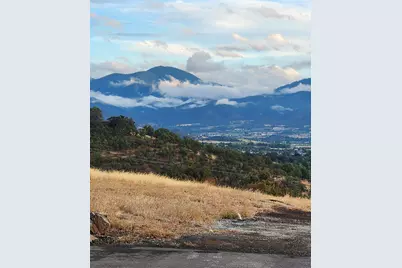 1835 Plateau Drive, Medford, OR 97504 - Photo 17