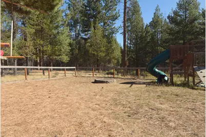 17156 Helbrock Drive, Bend, OR 97707 - Photo 23