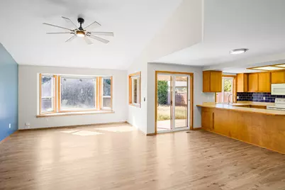 540 Jeanette Avenue, Medford, OR 97501 - Photo 5