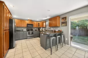 2825 Duell Ave, Medford, OR 97501 - Photo 13