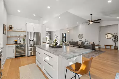 523 W La Strada Circle, Medford, OR 97504 - Photo 21