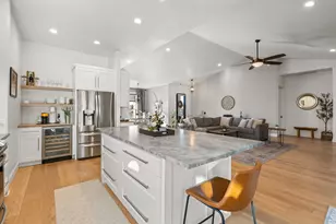 523 W La Strada Circle, Medford, OR 97504 - Photo 21