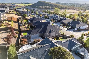 523 W La Strada Circle, Medford, OR 97504 - Photo 63