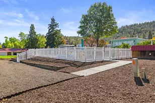 3955 South Stage Rd, Medford, OR 97501 - Photo 27