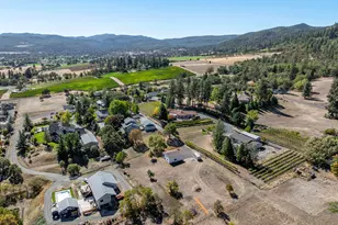 1916 Old Military Rd, Central Point, OR 97502 - Photo 31