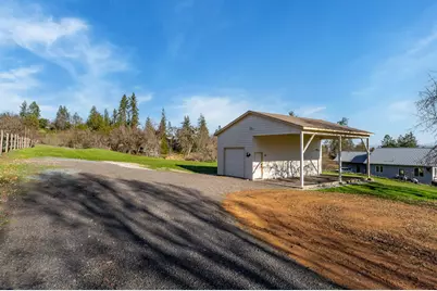 1916 Old Military Road, Central Point, OR 97502 - Photo 43