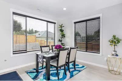 1226 Stonegate Drive, Eagle Point, OR 97524 - Photo 9