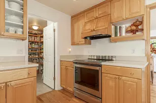 425 S Modoc Ave, Medford, OR 97504 - Photo 17