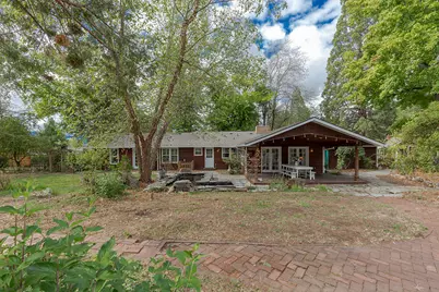 425 S Modoc Avenue, Medford, OR 97504 - Photo 49