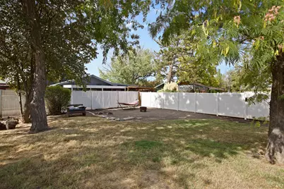 990 Janes Road, Medford, OR 97501 - Photo 27