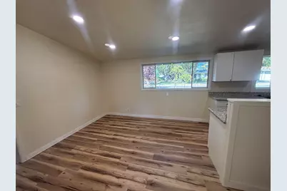 124 Paxon Avenue, Eagle Point, OR 97524 - Photo 7