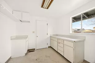 838 Dakota Ave, Medford, OR 97501 - Photo 21