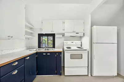 838 Dakota Avenue, Medford, OR 97501 - Photo 13