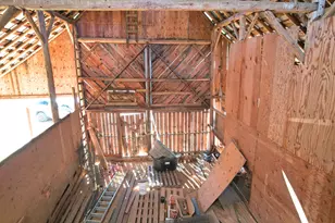 931 Hogan Rd, Applegate, OR 97530 - Photo 83