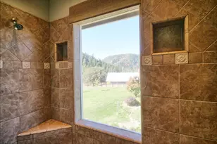 931 Hogan Rd, Applegate, OR 97530 - Photo 35