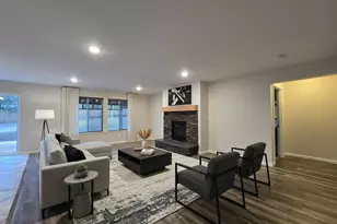 588 Upper Applegate Rd, Jacksonville, OR 97530 - Photo 9