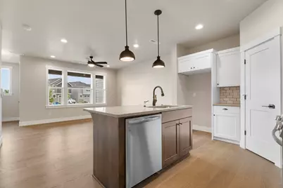 3925 SW Coyote Avenue #Lot 153, Redmond, OR 97756 - Photo 5