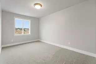 3937 SW Coyote Ave, Redmond, OR 97756 - Photo 21