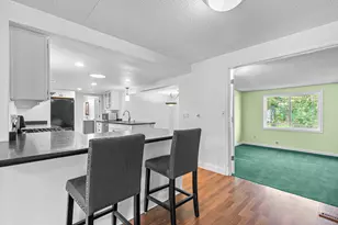 1417 Larkspur Ave, Medford, OR 97504 - Photo 9