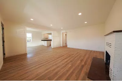 60 N Peach Street, Medford, OR 97501 - Photo 7