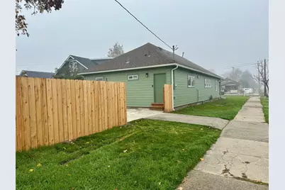 60 N Peach Street, Medford, OR 97501 - Photo 3