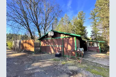 2565 Rockydale Road, Cave Junction, OR 97523 - Photo 3